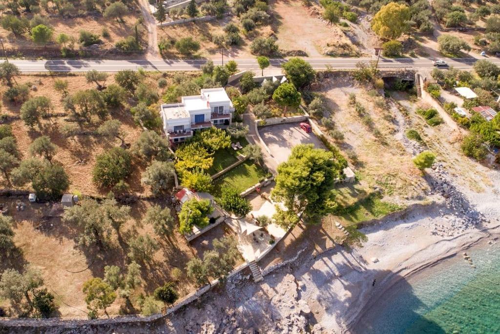 Villa Karantou Tirós Exterior foto